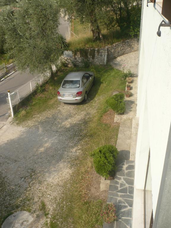 Appartamento Michela Бренцоне-суль-Гарда Номер фото